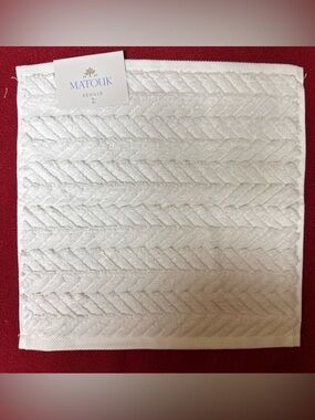Matouk Seville Washcloth 12 X12” White Color Loose Braid Pattern 100% Cotton NWT